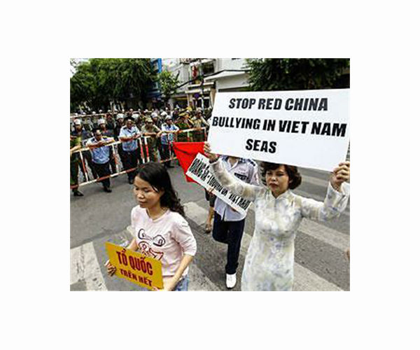 Biden's Vietnam trip aimed at reining in China