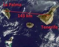 Canary Islands keep beaches open despite algae bloom