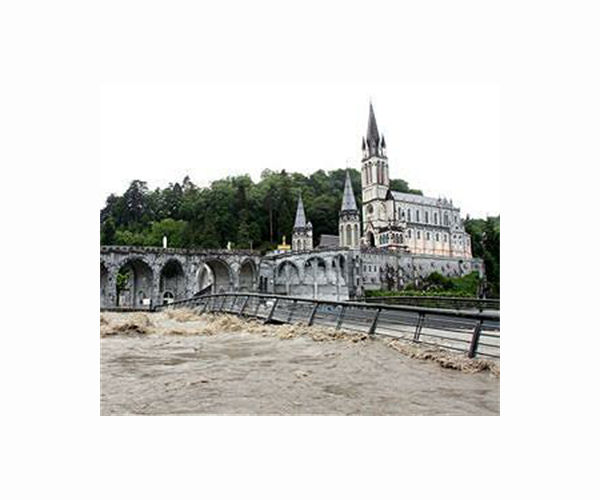 Natural disaster costs hit 23-year high in France: insurers