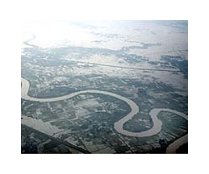 Death toll hits 79 in Indian floods