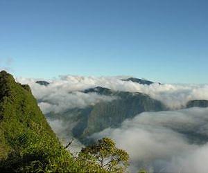 mountains-mist-tahiti-lg