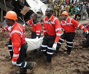 At least eight dead in Nairobi landslide