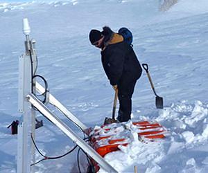 Early-career investigator discovers current volcanic activity under West Antarctica