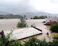 Storm kills at least 40 people in Vietnam: official