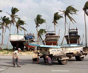 Typhoon Haiyan makes landfall in Vietnam: US meteorologists