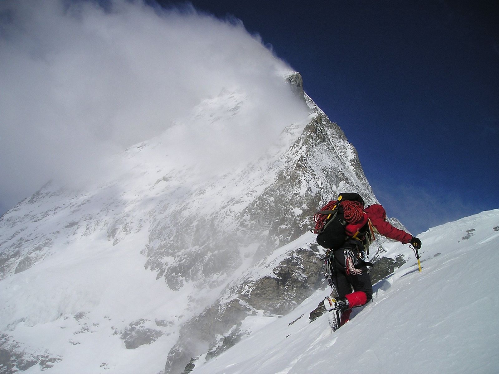 Everest summit climbers