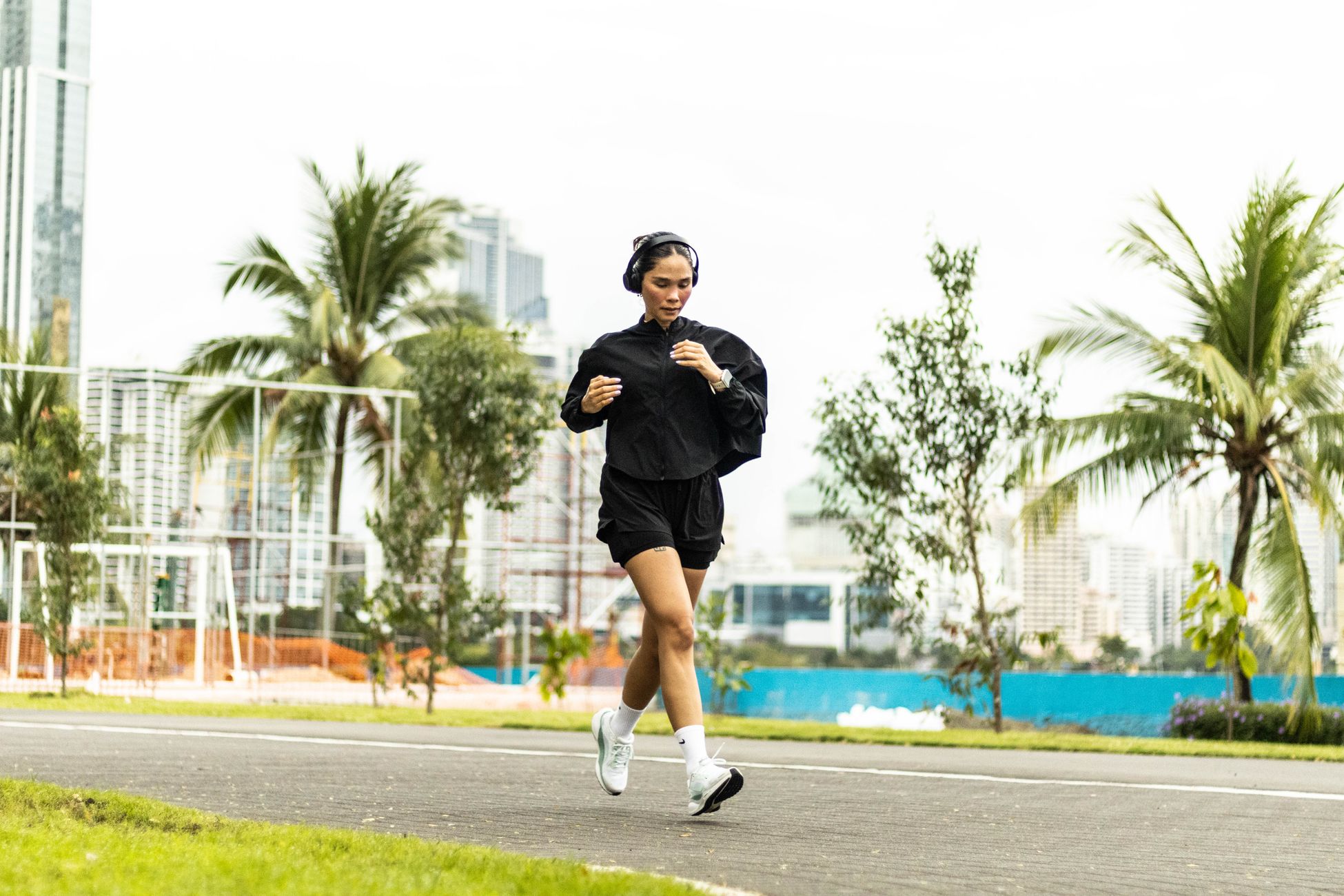 Behavioural researchers found that running on habit carried measurably less stress than making conscious choices — which is why the brain quietly converts more and more of a life into automatic routine, one domain at a time